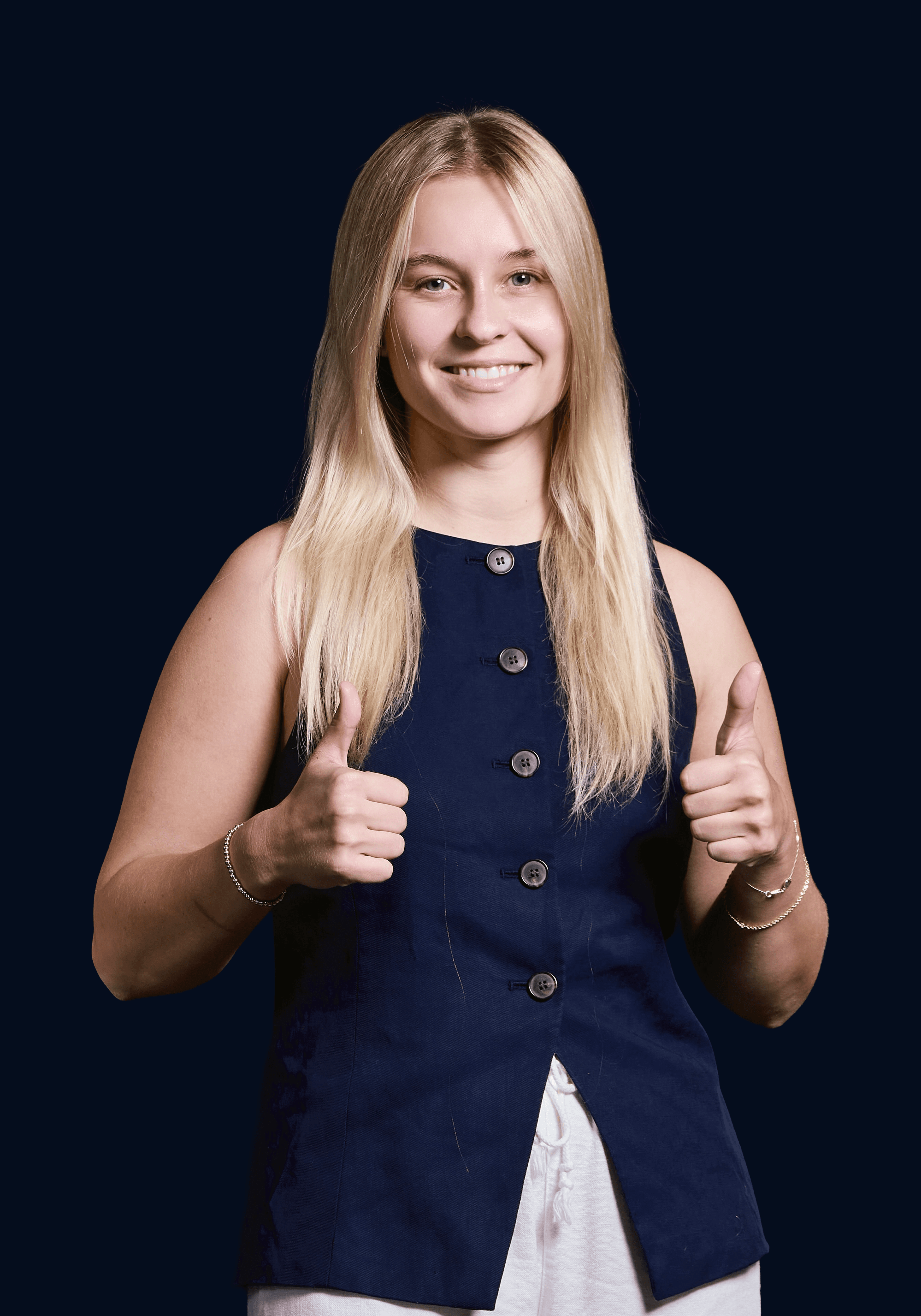 Alexandra Lovelock head shot